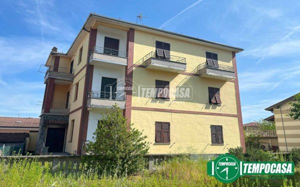 intera palazzina in vendita a Novi Ligure in zona Barbellotta