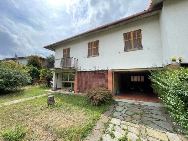 casa indipendente in vendita a Novi Ligure