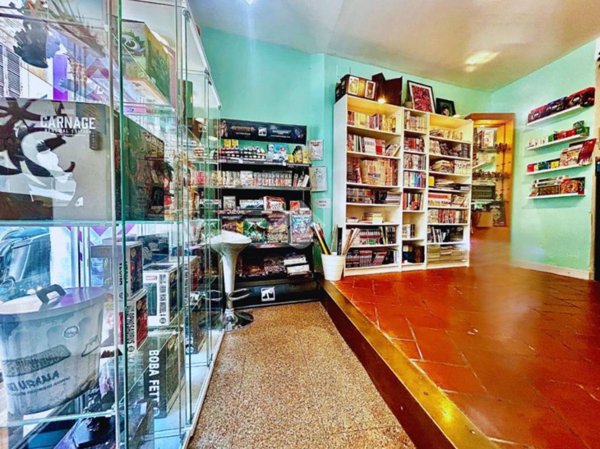 negozio in vendita a Novi Ligure