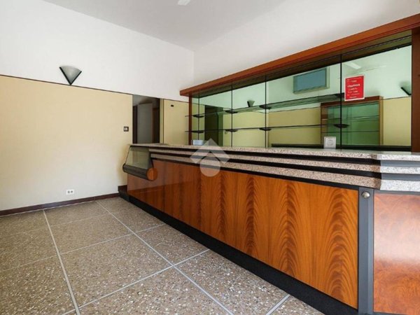 negozio in vendita a Novi Ligure