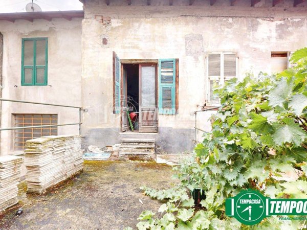 intera palazzina in vendita a Novi Ligure