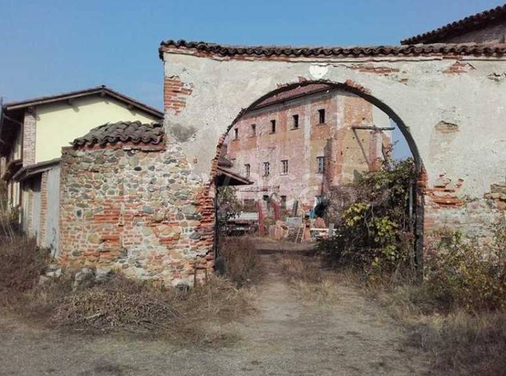 casa indipendente in vendita a Novi Ligure