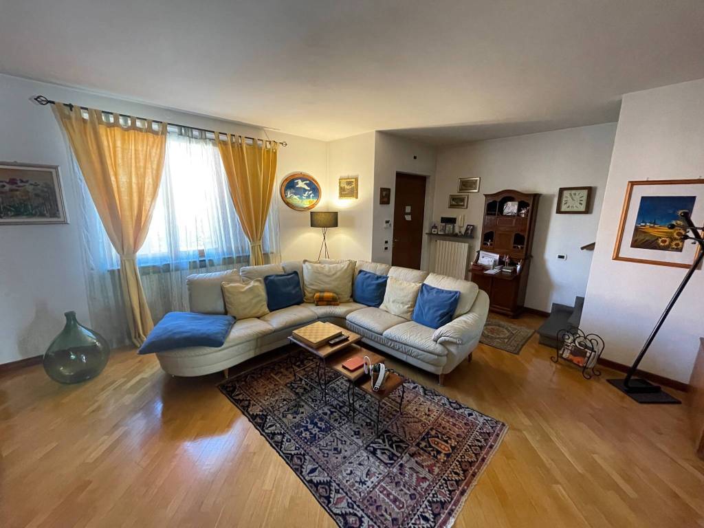 casa indipendente in vendita a Novi Ligure