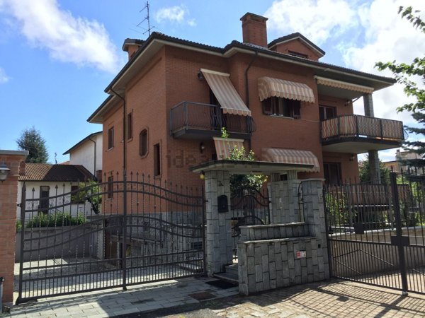 casa indipendente in vendita a Novi Ligure