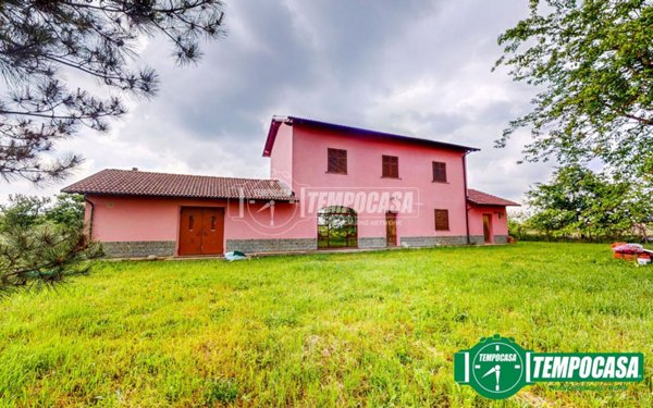 casa indipendente in vendita a Novi Ligure