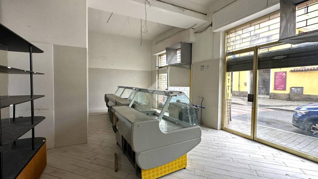 negozio in vendita a Novi Ligure