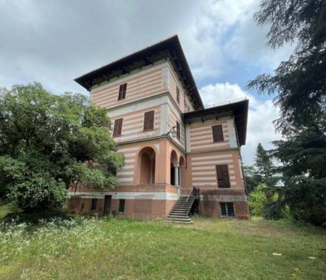 villa in vendita a Novi Ligure
