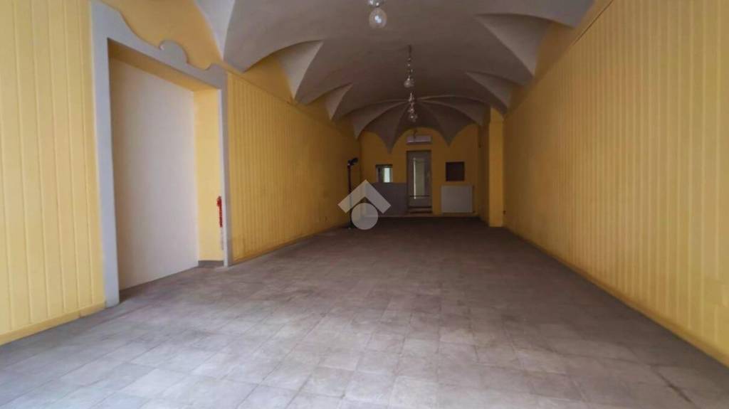 negozio in vendita a Novi Ligure