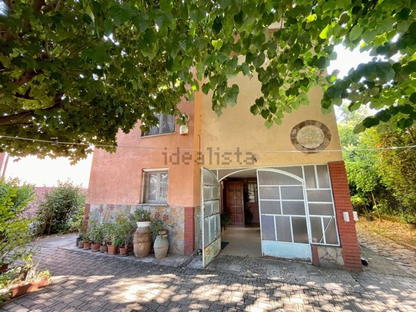 casa indipendente in vendita a Novi Ligure