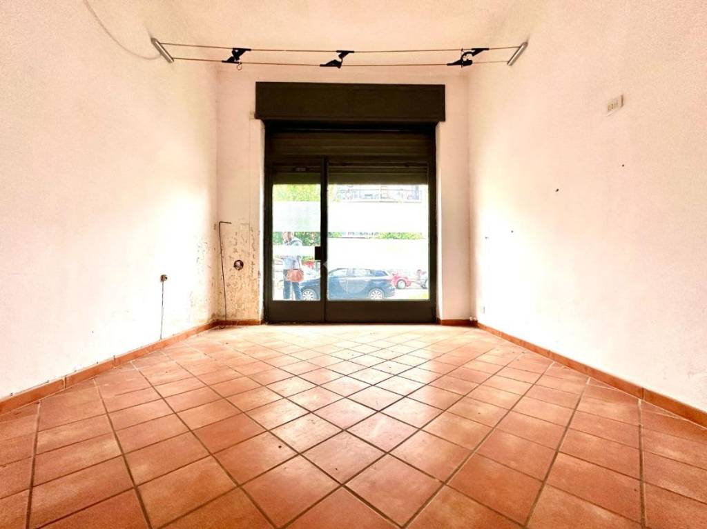 negozio in vendita a Novi Ligure