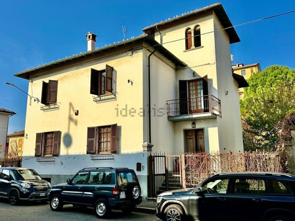 casa indipendente in vendita a Novi Ligure