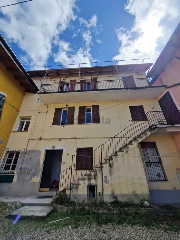 casa indipendente in vendita a Novi Ligure