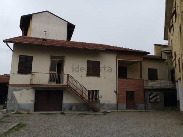 casa indipendente in vendita a Novi Ligure