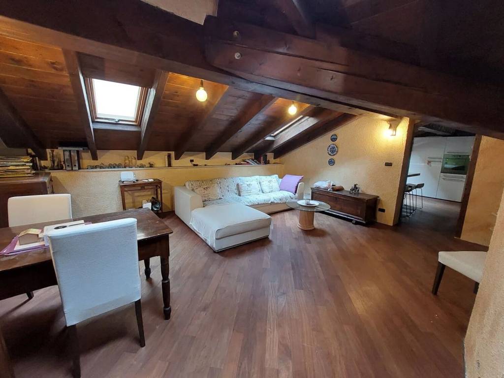 casa indipendente in vendita a Novi Ligure