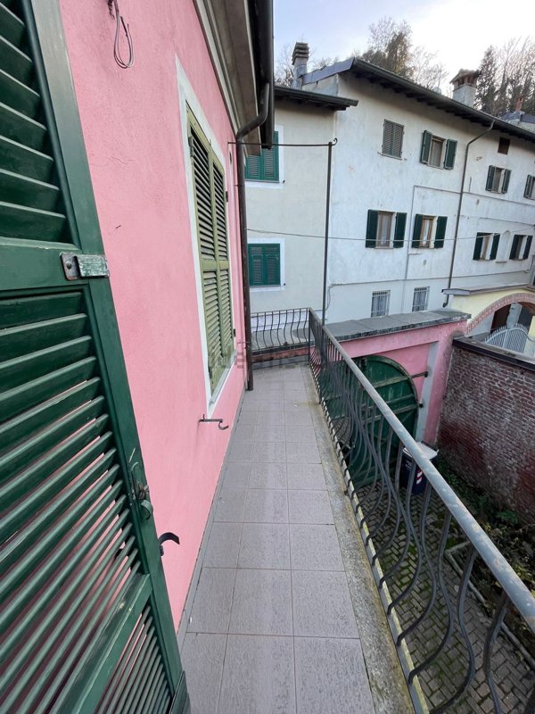 casa indipendente in vendita a Novi Ligure