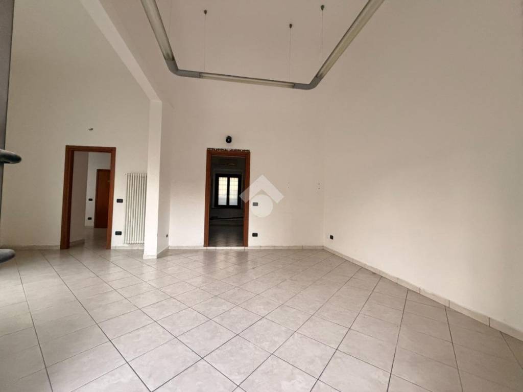 negozio in vendita a Novi Ligure