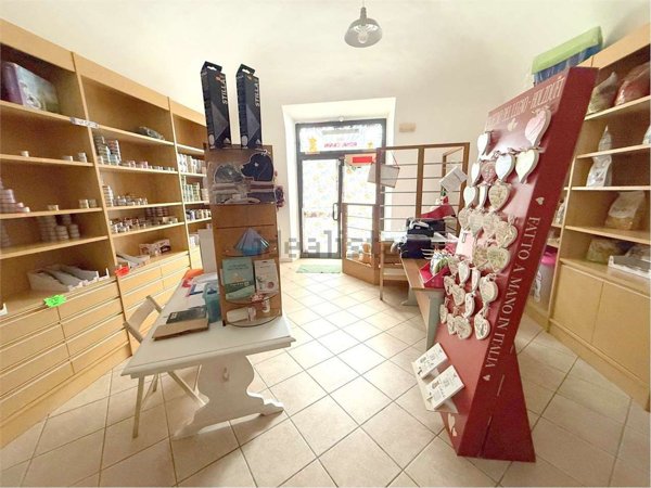 negozio in vendita a Novi Ligure