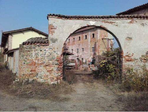 terreno edificabile in vendita a Novi Ligure