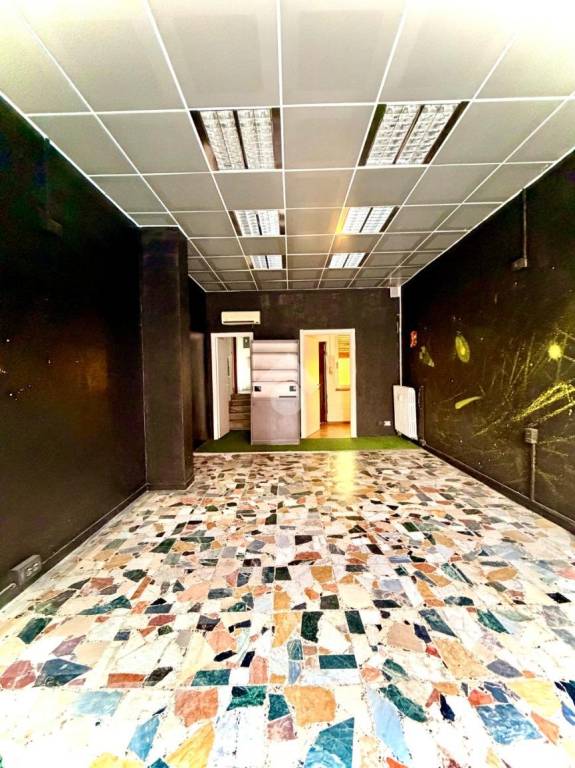 negozio in vendita a Novi Ligure