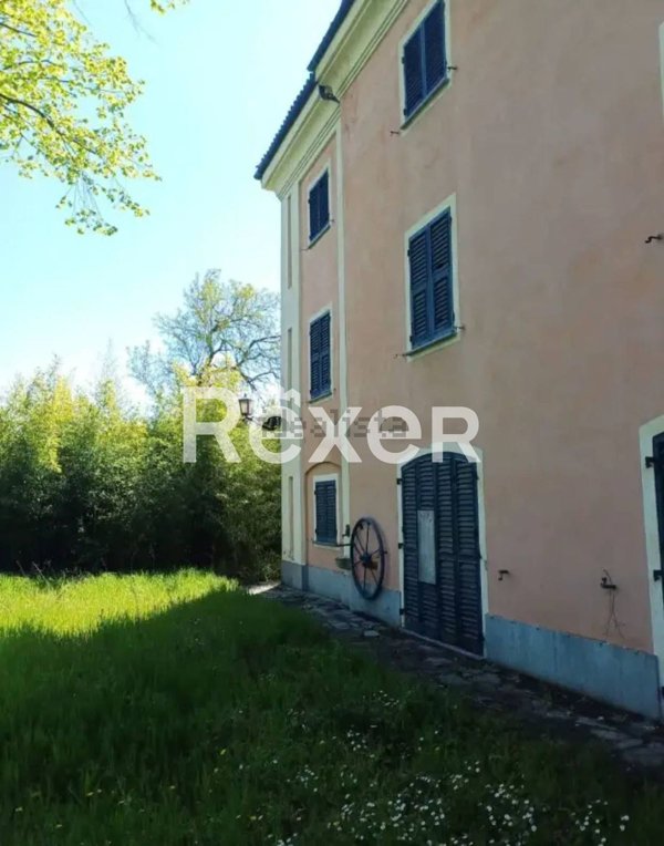 casa indipendente in vendita a Novi Ligure