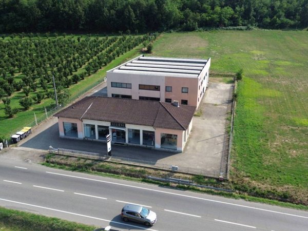 intera palazzina in vendita a Novi Ligure in zona Barbellotta