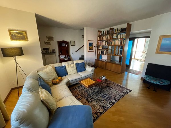 casa indipendente in vendita a Novi Ligure