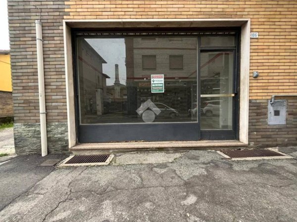 negozio in vendita a Novi Ligure