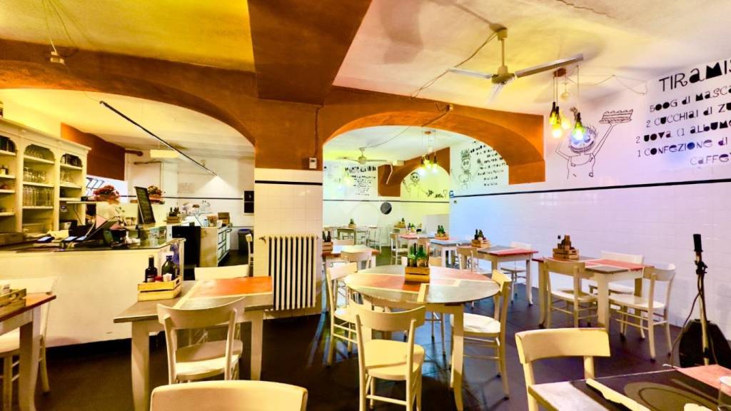 negozio in vendita a Novi Ligure