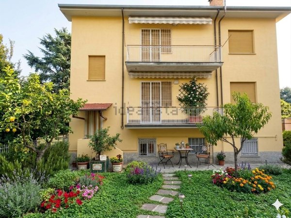 casa indipendente in vendita a Novi Ligure