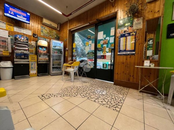 negozio in vendita a Novi Ligure