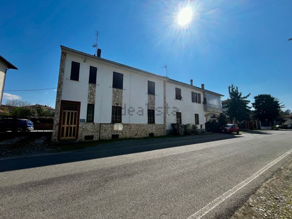 casa indipendente in vendita a Novi Ligure