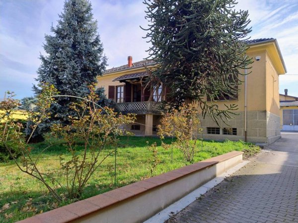 casa indipendente in vendita a Novi Ligure