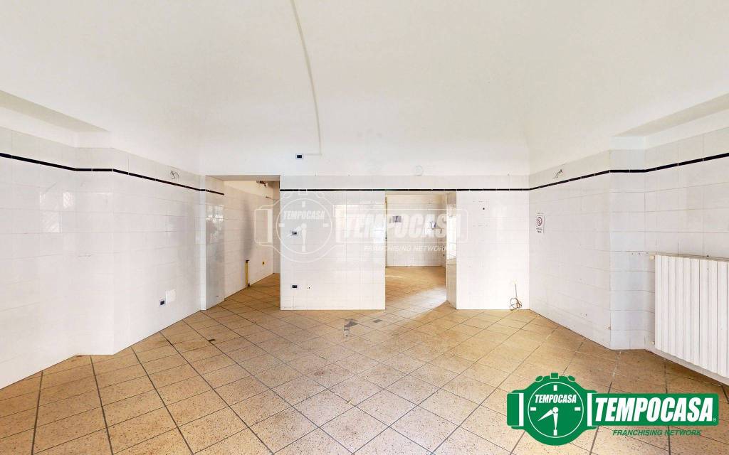 negozio in vendita a Novi Ligure