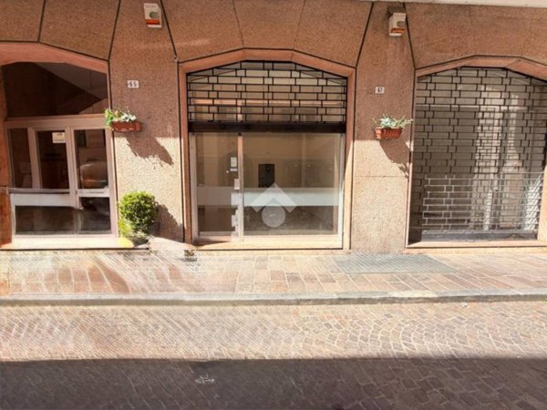negozio in vendita a Novi Ligure
