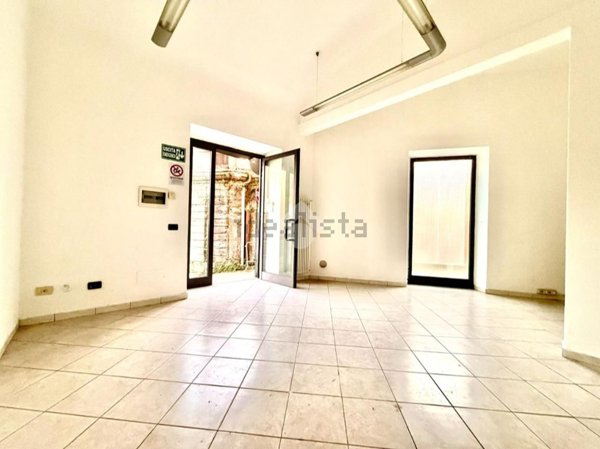 locale commerciale in vendita a Novi Ligure