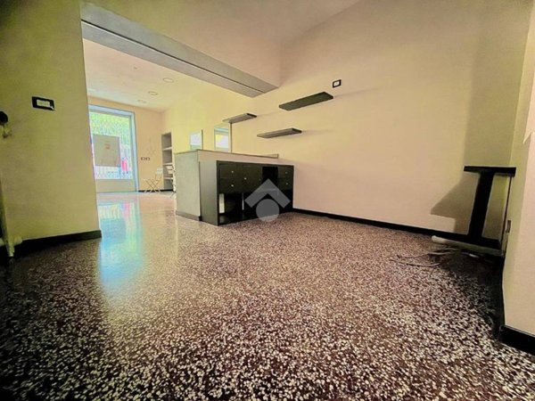 negozio in vendita a Novi Ligure