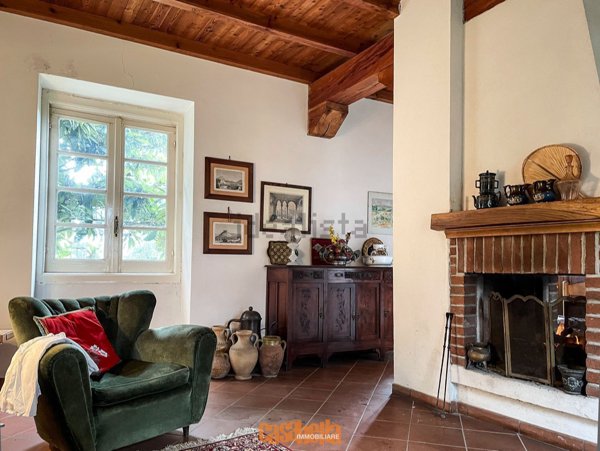 casa indipendente in vendita a Novi Ligure in zona Merella