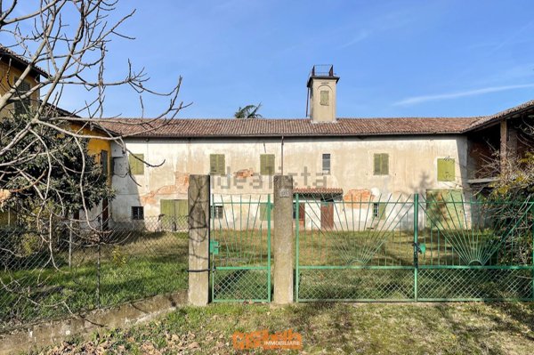 casa indipendente in vendita a Novi Ligure in zona Merella