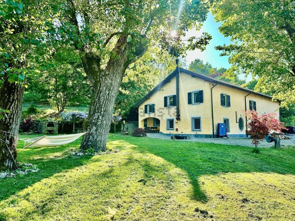 casa indipendente in vendita a Novi Ligure in zona Barbellotta