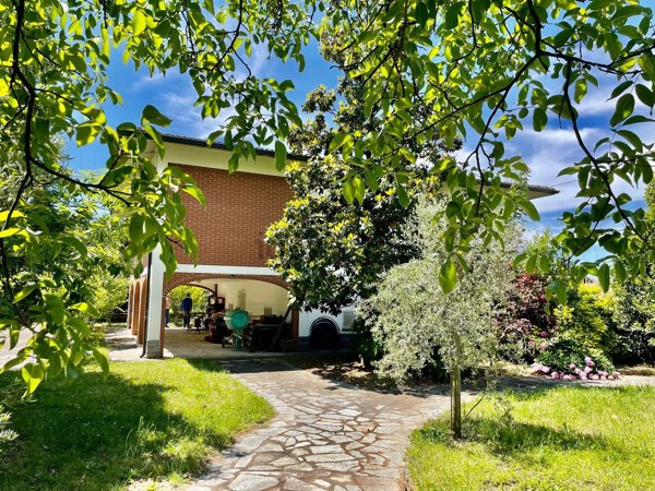casa indipendente in vendita a Novi Ligure