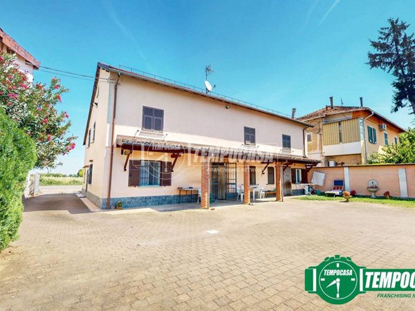 casa indipendente in vendita a Novi Ligure