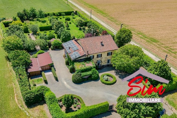 casa indipendente in vendita a Novi Ligure