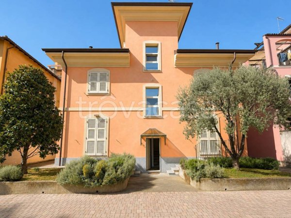 casa indipendente in vendita a Novi Ligure