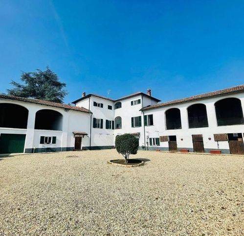 casa indipendente in vendita a Novi Ligure in zona Merella