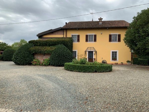 casale in vendita a Novi Ligure in zona Merella