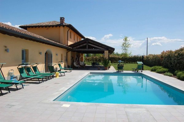 casa indipendente in vendita a Novi Ligure in zona Merella