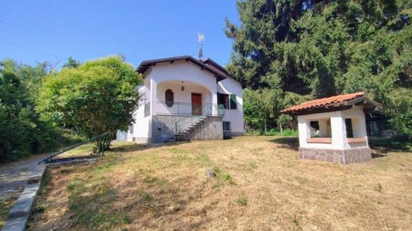 casa indipendente in vendita a Novi Ligure in zona Barbellotta