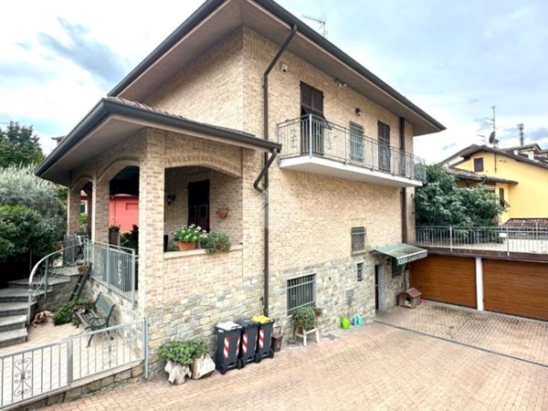 casa indipendente in vendita a Novi Ligure
