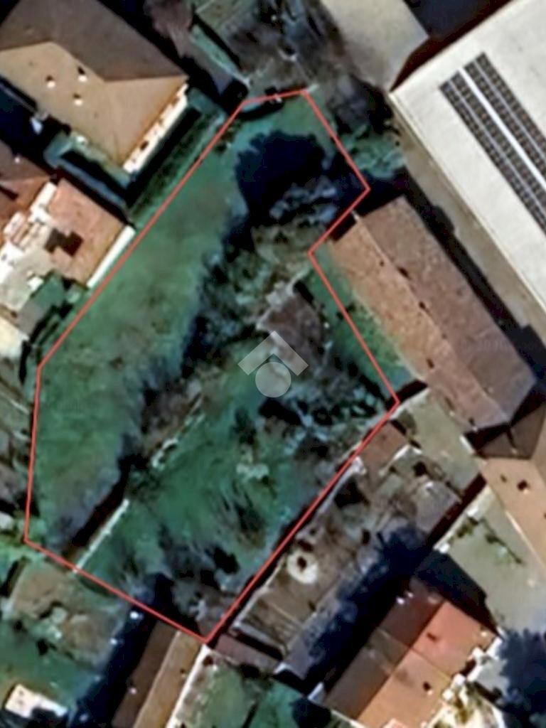 terreno edificabile in vendita a Novi Ligure