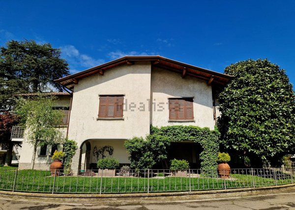 casa indipendente in vendita a Novi Ligure